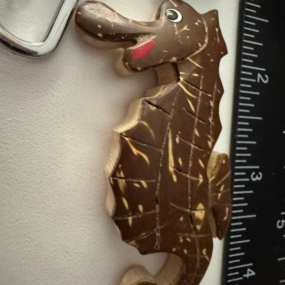 Coconut Wood‎ Seahorse Keychain Clip Purse Charm Nautical Beachy Tropical